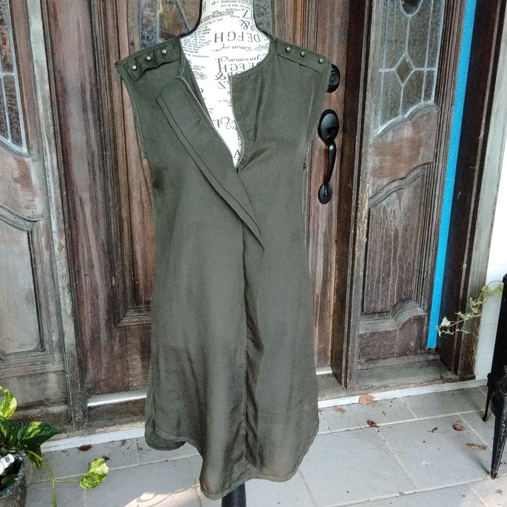 Women's EUC Chic Green shift dress/tunic with bronze button detail~Aqua size S